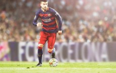 体育彩票：雷霆闪电反击终结悬念 华莱士飞身暴扣锁定胜局