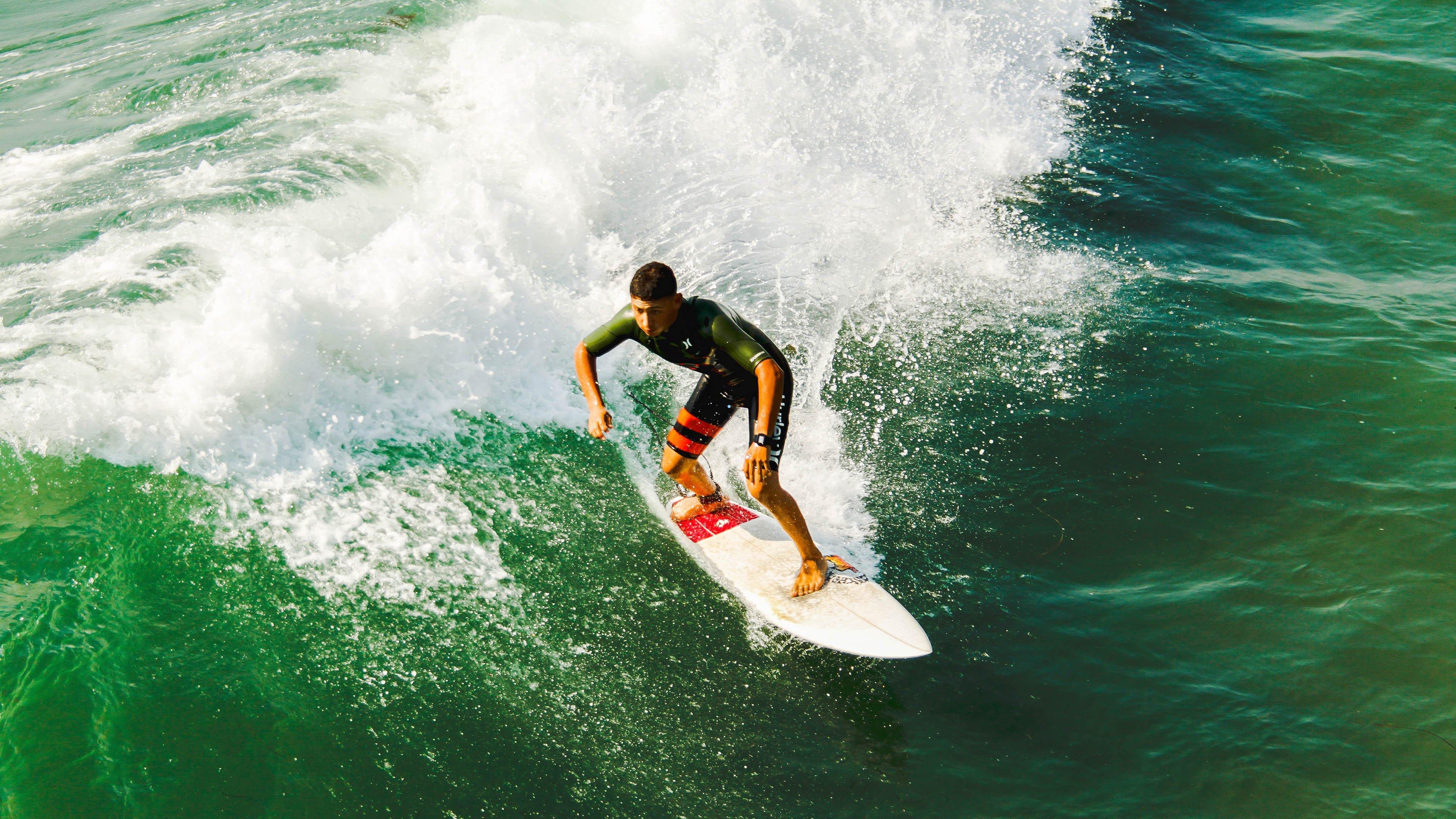 背伤困扰持续未解，网球名将菲斯遗憾退出澳大利亚公开赛