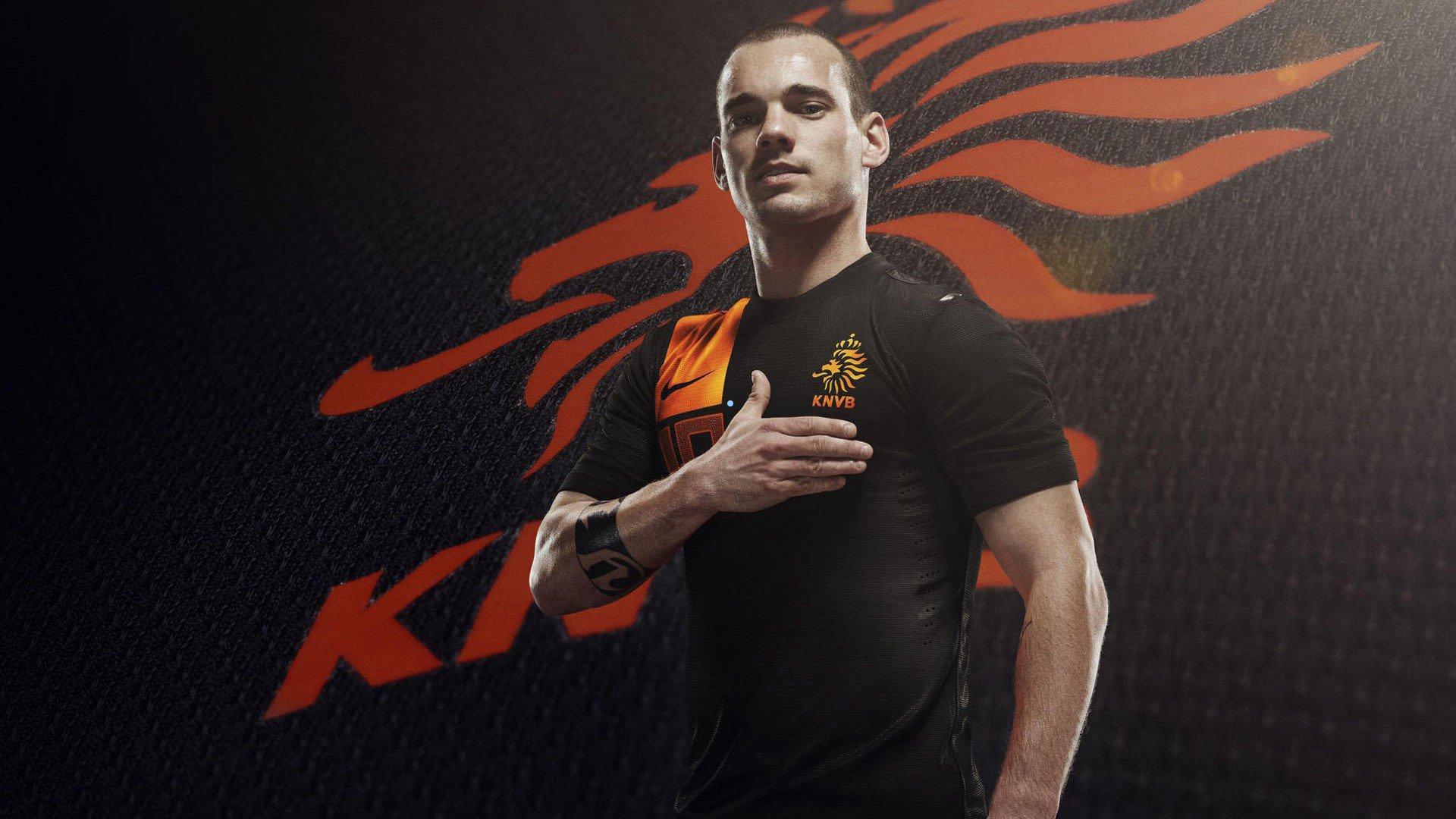 武汉三镇完成历史性股改步入新纪元 新任主帅正式带队开启冬训 功勋老将邓卓翔转型留队延续血脉