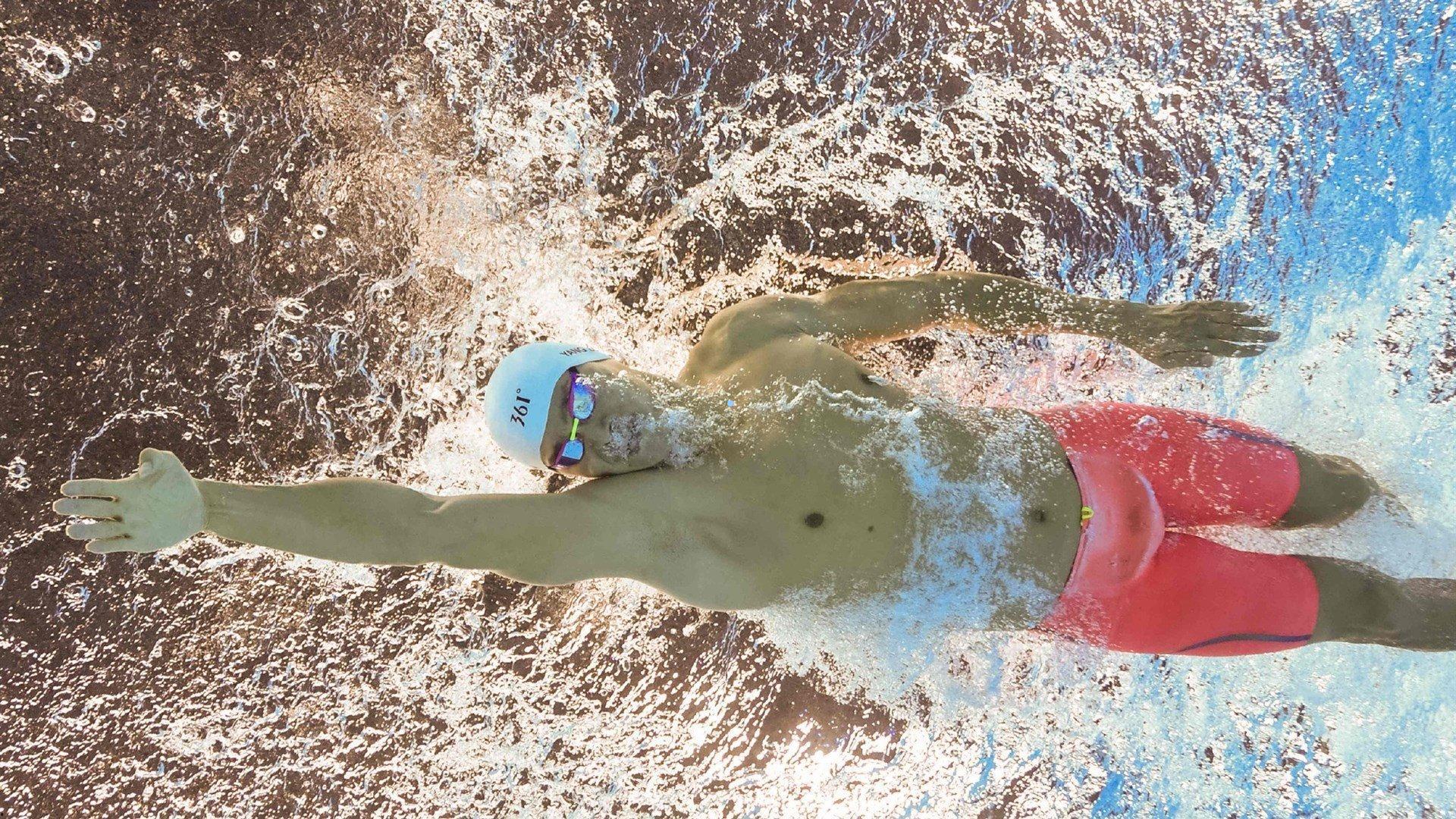 力挺队友！巴尔韦德社交媒体深情晒照维尼修斯，配文全家永远爱你敬你彰显皇马团结